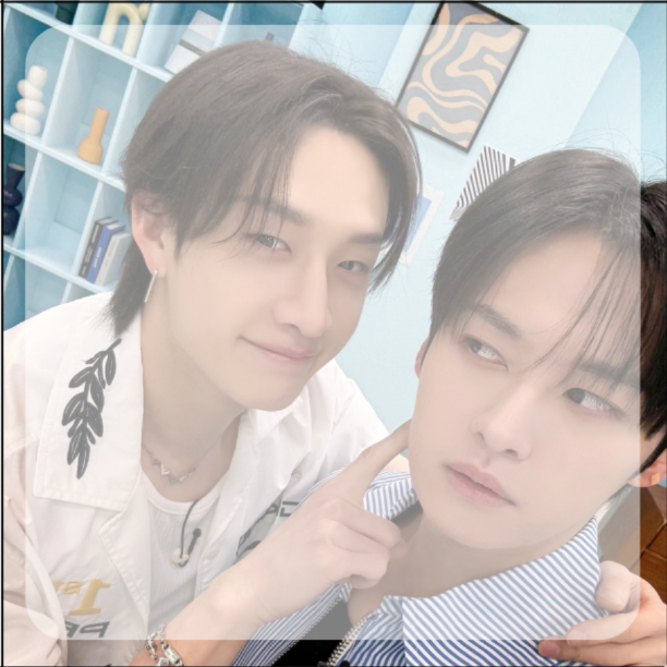 Bang Chan and Lee Know Memo Pad